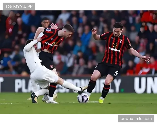 备战幕后：利物浦利用虚拟现实技术，让球员模拟应对巴黎的高位逼抢